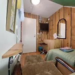 120 Yrs. Old Log House In Centre ホームステイ クオピオ