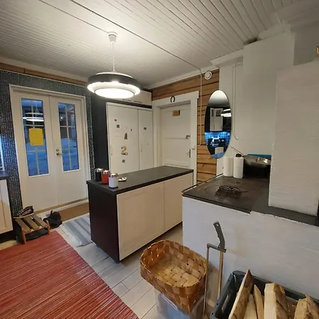 Privatunterkunft 120 Yrs. Old Log House In Centre