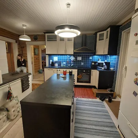 Privatunterkunft 120 Yrs. Old Log House In Centre