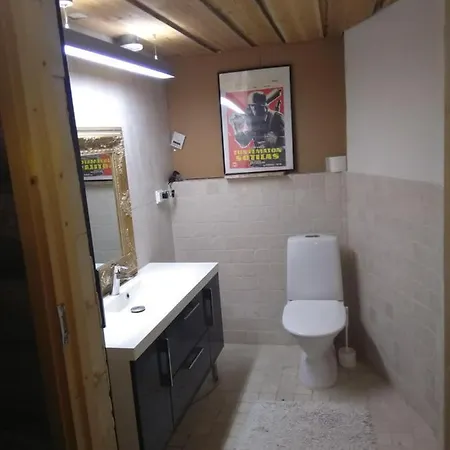 120 Yrs. Old Log House In Centre Privatunterkunft Kuopio