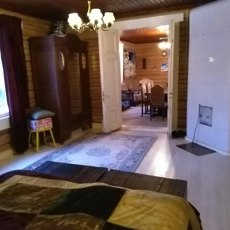 Alloggio in famiglia 120 Yrs. Old Log House In Centre Kuopio
