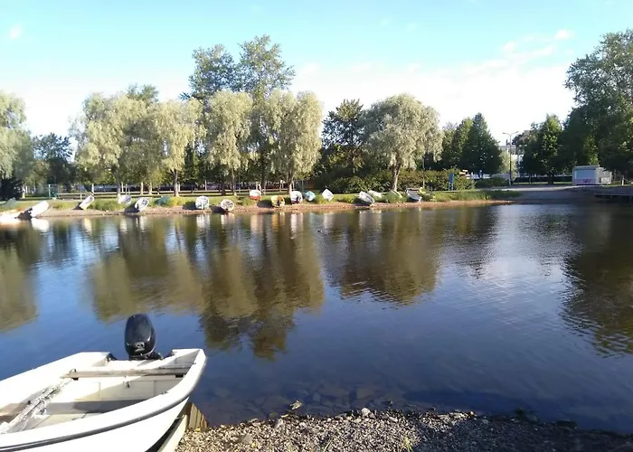 120 Yrs. Old Log House In Centre 民宿