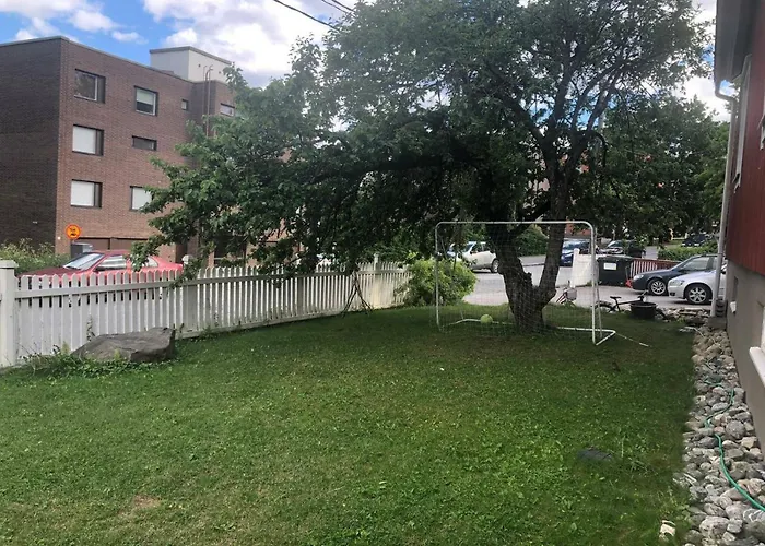 120 Yrs. Old Log House In Centre 民宿