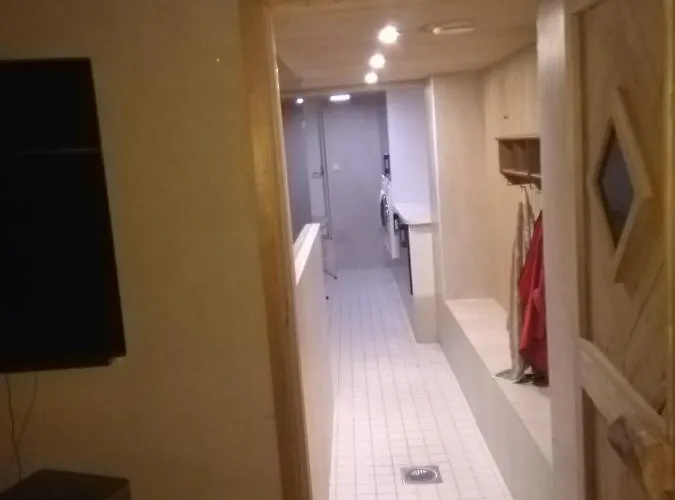 120 Yrs. Old Log House In Centre *