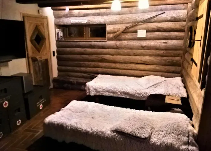 120 Yrs. Old Log House In Centre 库奥皮奥